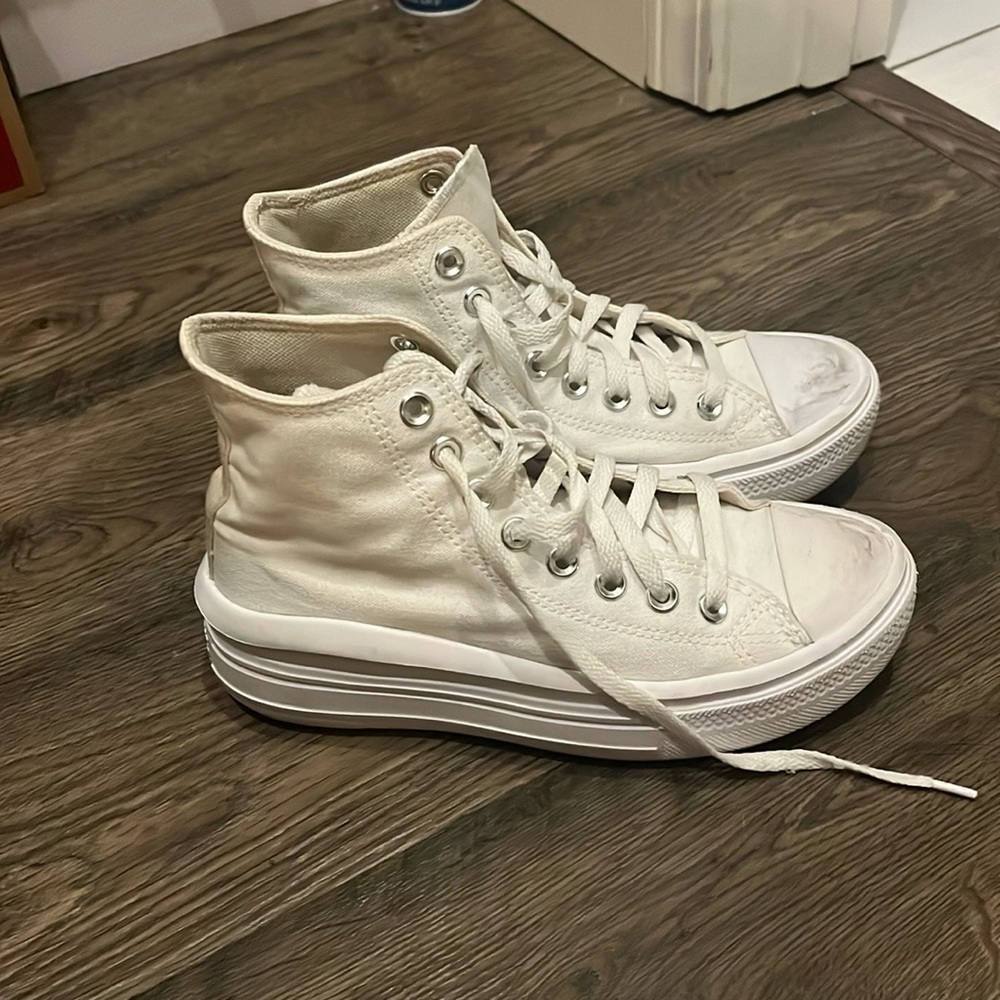 Platform Converse